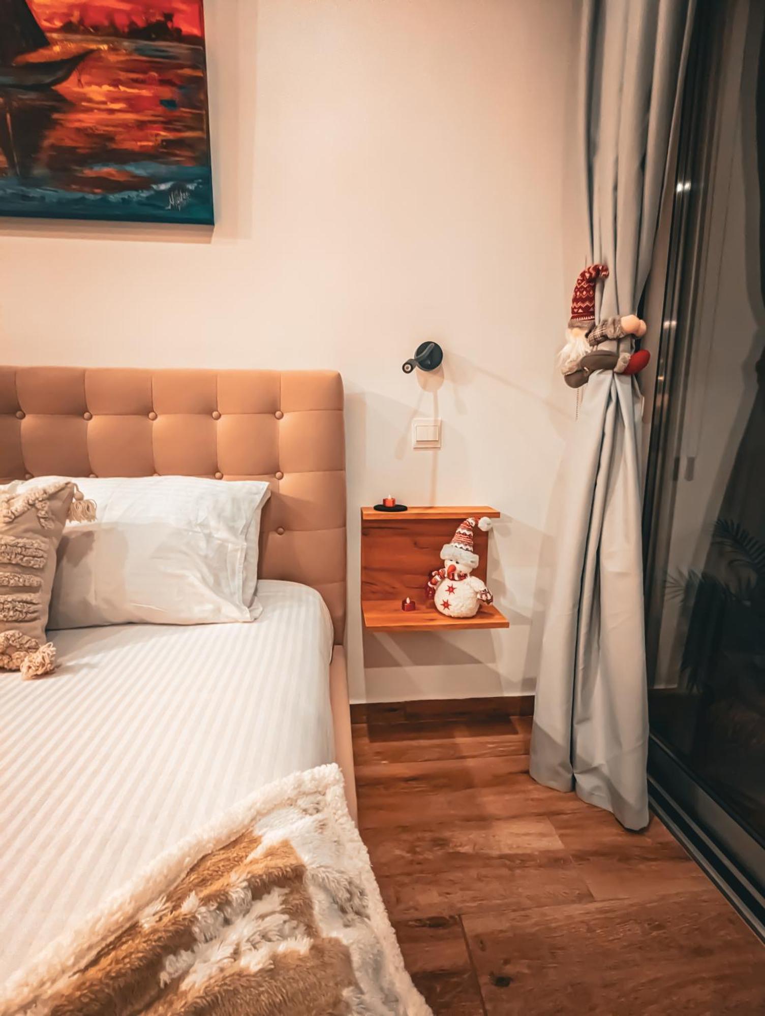Bohemian Rhapsody Apartment Пафос Екстериор снимка